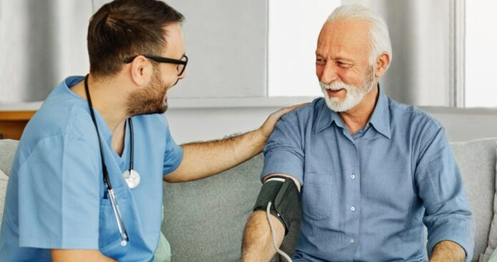 How do you become a CNA in Texas?